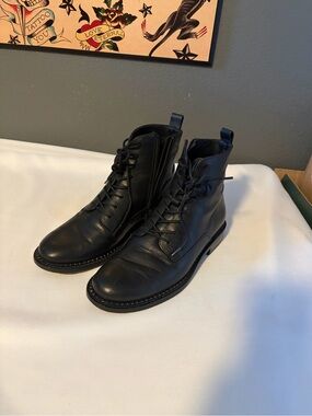 Vince Cabria Black Leather Lace-Up Ankle Boots